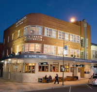 The Alpine Hotel - Australia Accommodation