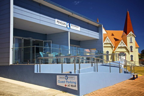 Penguin Beachfront Apartments - Australia Accommodation 1