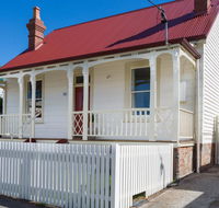 Brampton Cottage - Australia Accommodation