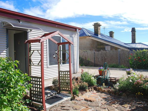 Oatlands Retreat - Australia Accommodation 0