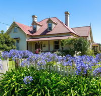 Cambridge House Bed  Breakfast - Australia Accommodation