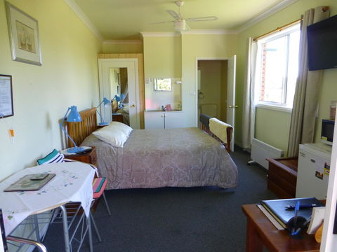 Quamby Pines Chalet - Australia Accommodation 26
