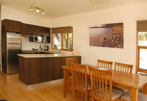 Stewarts Bay Lodge - Australia Accommodation 29