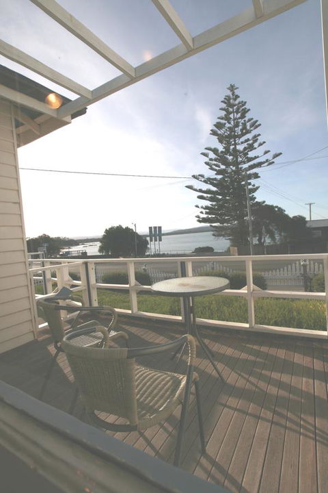 Freycinet Waters - Australia Accommodation 21