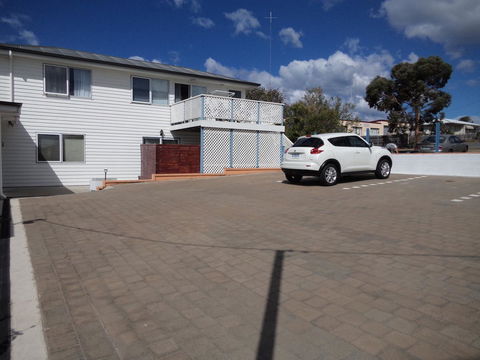 Freycinet Waters - Australia Accommodation 35