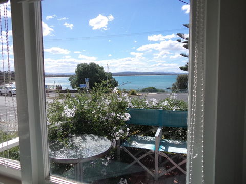 Freycinet Waters - Australia Accommodation 10