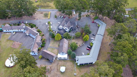 The Fox And Hounds Historic Hotel - Australia Accommodation 2