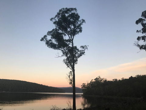 The Fox And Hounds Historic Hotel - Australia Accommodation 28