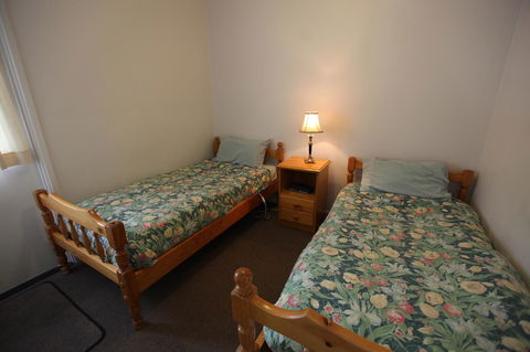 The Fox And Hounds Historic Hotel - Australia Accommodation 19