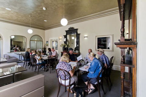 Deloraine Hotel - Australia Accommodation 10