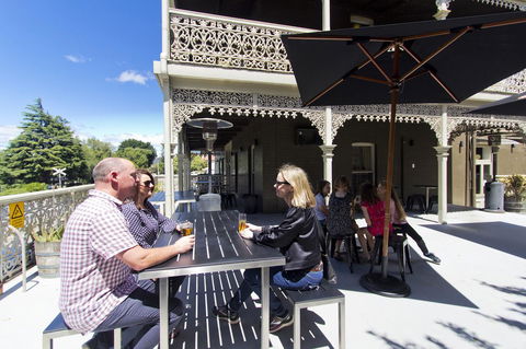 Deloraine Hotel - Australia Accommodation 9