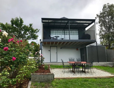 Omaroo House - Panoramic Water Views - Australia Accommodation 32