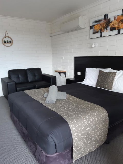 Anchor Wheel Motel - Australia Accommodation 0