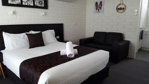 Anchor Wheel Motel - Australia Accommodation 16