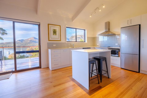 Arthouse Freycinet - Australia Accommodation 8