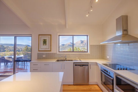 Arthouse Freycinet - Australia Accommodation 9