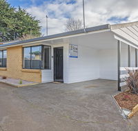 Elkie Villa - 2 Bedroom Unit - Burnie - Australia Accommodation