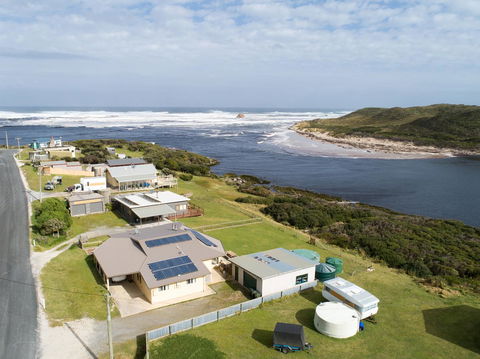 Arthur Riverfront And Sea Lodge Downstream - Australia Accommodation 2