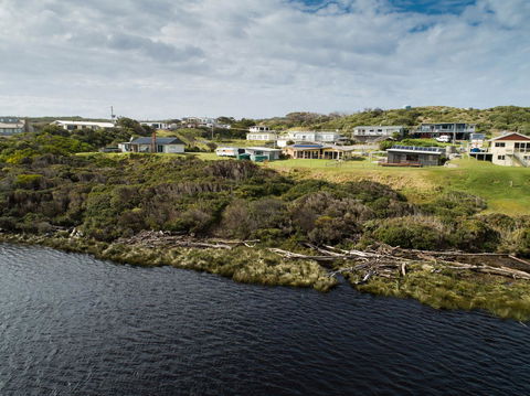 Arthur Riverfront And Sea Lodge Downstream - Australia Accommodation 19