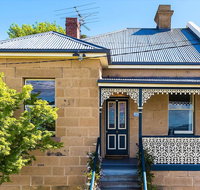 WEST NEST  Classic 3BR Hobart Terrace BEST Location View Close to City - Australia Accommodation
