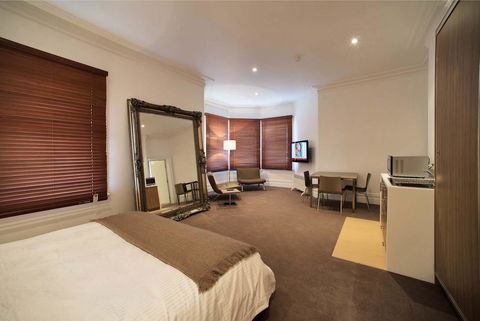 Ikon Hotel - Australia Accommodation 19