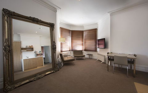 Ikon Hotel - Australia Accommodation 12