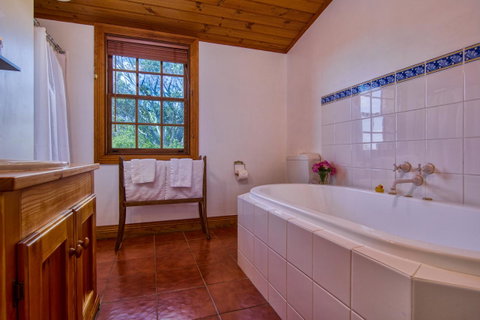 Wagners Cottages - Australia Accommodation 23