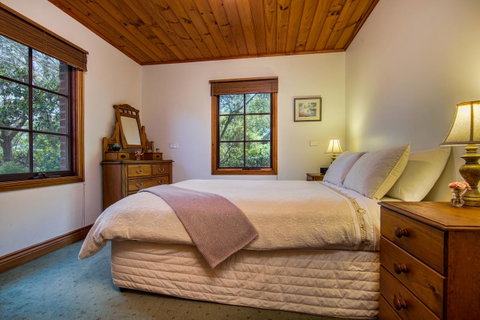Wagners Cottages - Australia Accommodation 16