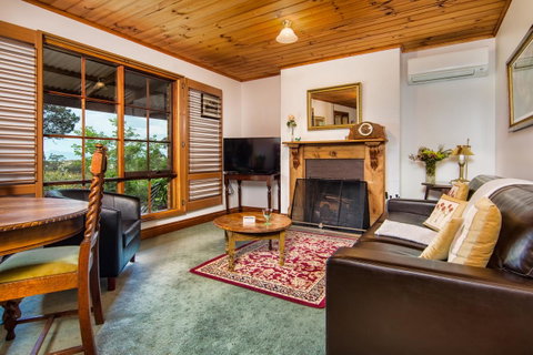Wagners Cottages - Australia Accommodation 15