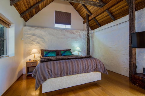 Wagners Cottages - Australia Accommodation 24