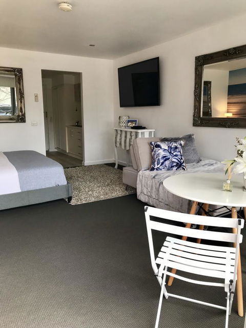 Lorne World - Australia Accommodation 5