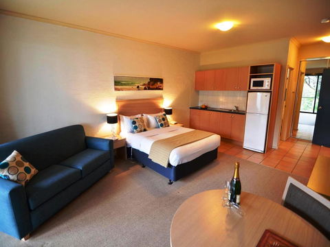 Lorne Surf Apartments - Australia Accommodation 20