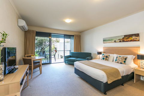 Lorne Surf Apartments - Australia Accommodation 27