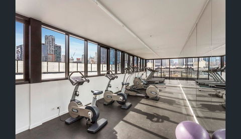 2Bedroom Apartment With Views In Docklands Next To CBD & Marvel Stadium - Australia Accommodation 18