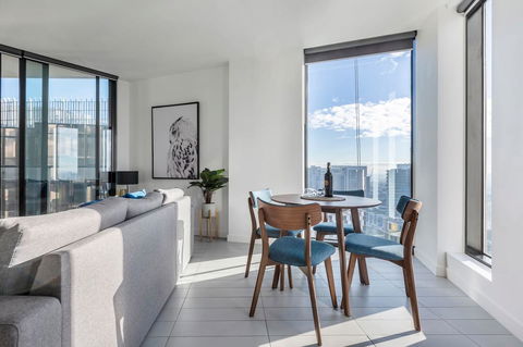 2Bedroom Apartment With Views In Docklands Next To CBD & Marvel Stadium - Australia Accommodation 4