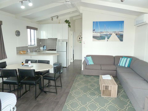 Apollo Bay Waterfront Motor Inn - Australia Accommodation 17