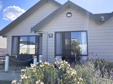 Apollo Bay Waterfront Motor Inn - Australia Accommodation 20