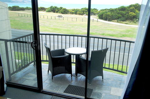 Apollo Bay Waterfront Motor Inn - Australia Accommodation 28