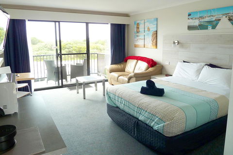 Apollo Bay Waterfront Motor Inn - Australia Accommodation 2