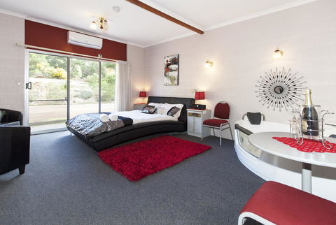 The Grampians Motel - Australia Accommodation 5