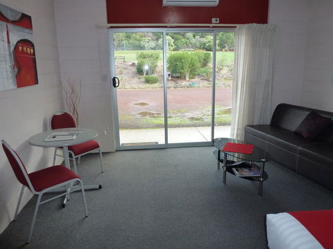 The Grampians Motel - Australia Accommodation 33