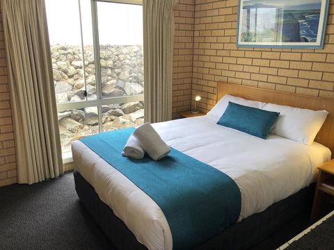 Port Campbell Parkview Motel & Apartments - Australia Accommodation 3