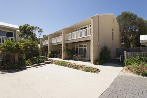 Port Campbell Parkview Motel & Apartments - Australia Accommodation 2