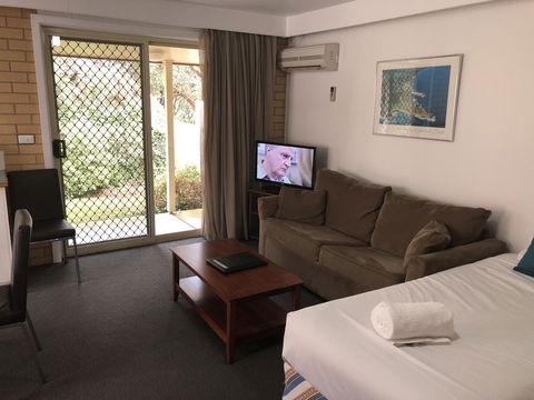 Port Campbell Parkview Motel & Apartments - Australia Accommodation 14