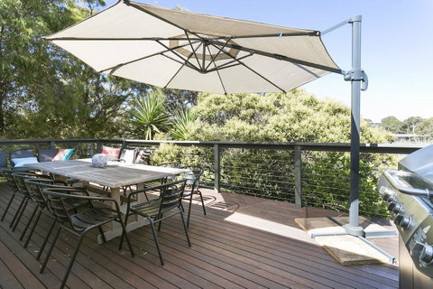 Front Beach House - Australia Accommodation 12