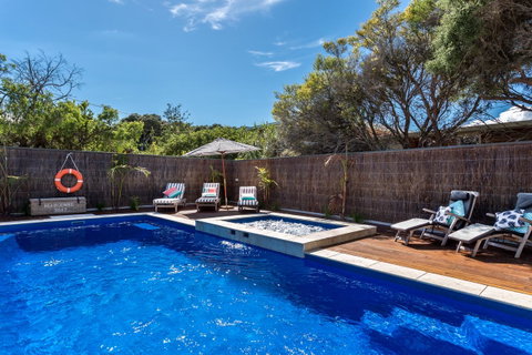 Front Beach House - Australia Accommodation 6