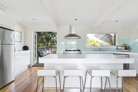 Front Beach House - Australia Accommodation 2
