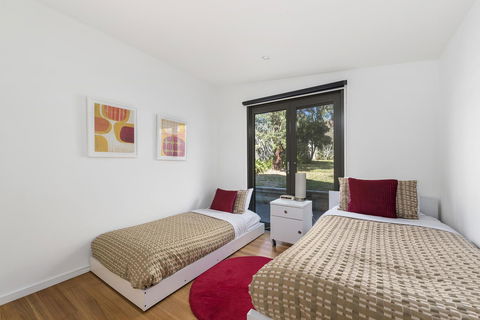Apollo Bay Cottages - Australia Accommodation 15
