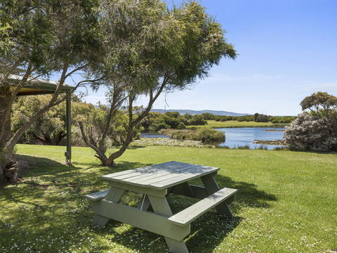 Apollo Bay Cottages - Australia Accommodation 6