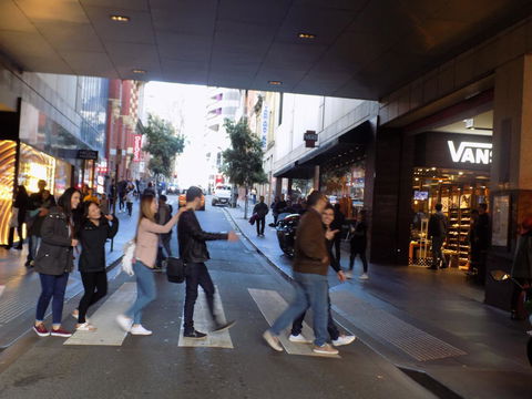 Europa Melbourne - Australia Accommodation 21